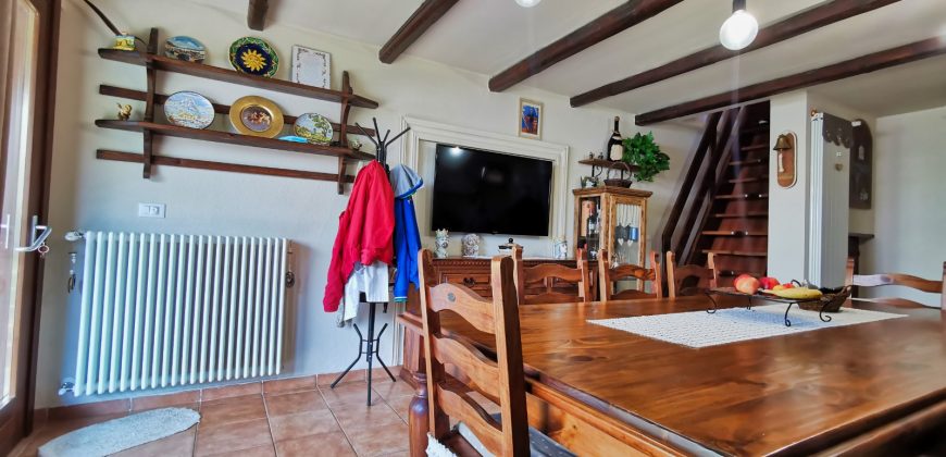 Villetta a schiera Congiunti